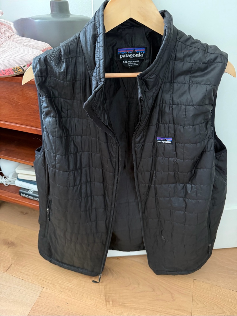Patagonia Black Quilted Uni-Sex Insulated Vest